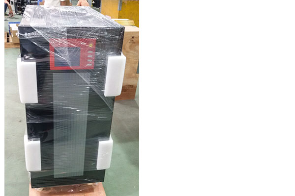 优比施UPS电源4