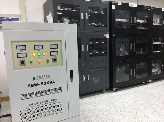 上海三相稳压器