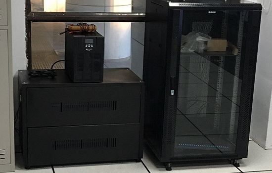 UPS电源