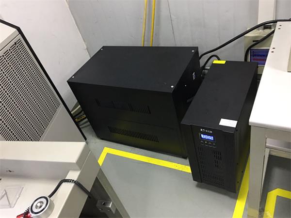 UPS电池