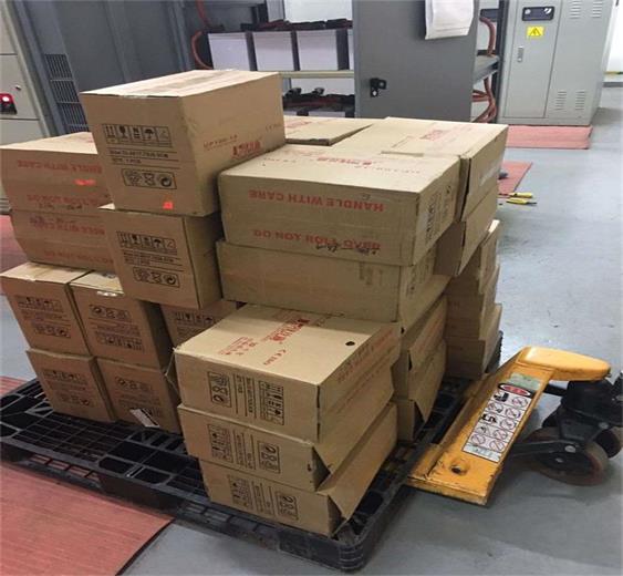 ups电源外置电池