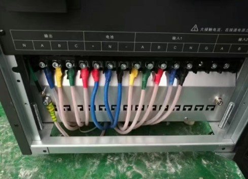 ups電源配電箱接線(xiàn)圖解示意圖